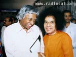  Prof Abdul Kalam with Baba at SSSIHMS Blore