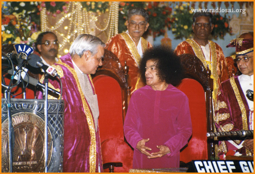 Sri Atal Bihari Bajpayee with sathya sai baba at puttaparthi